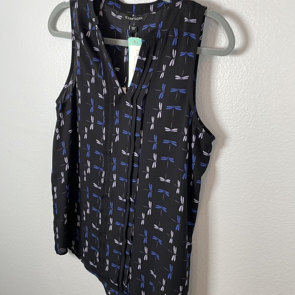 41 Hawthorn Bryson pleated detail sleeveless blouse Dragonfly print NWT small - Picture 2 of 4